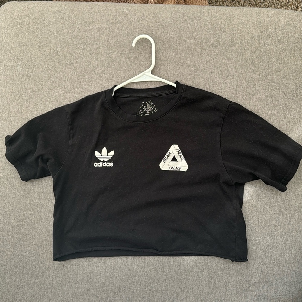 PALACE X Adidas cropped T Shirt